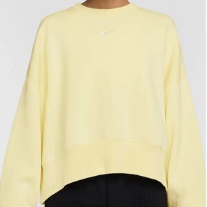 Nike Women's Yellow Crewneck Sweatshirt